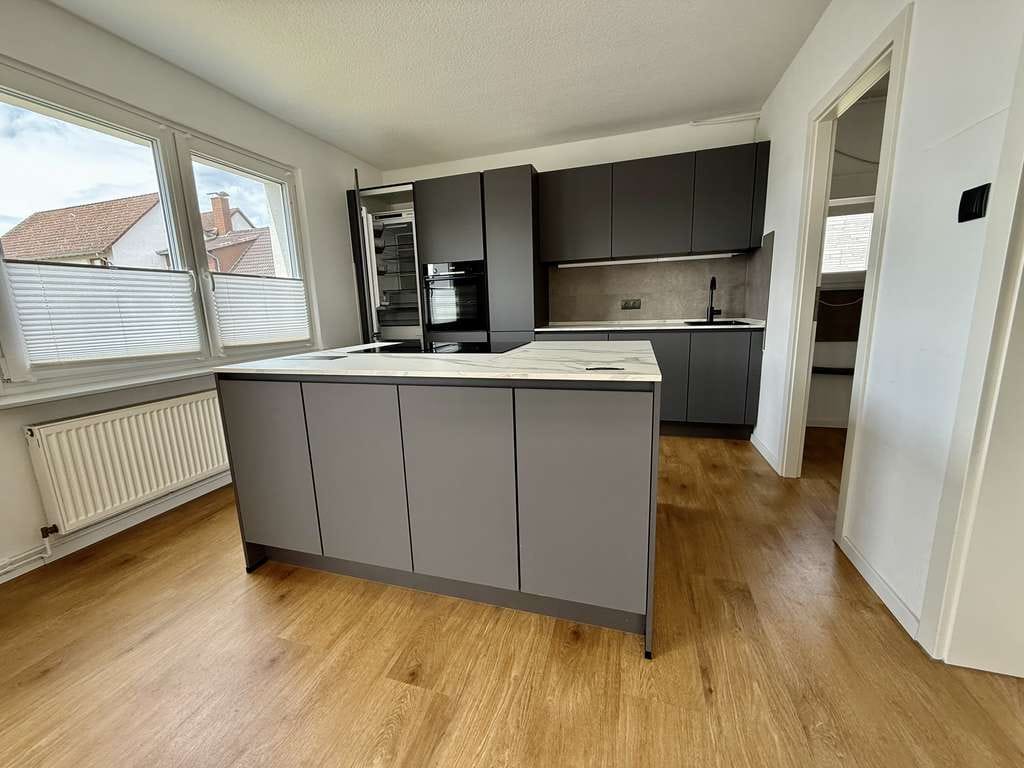 Immobilie in Dielmissen - Freistehendes Einfamilienhaus | 7 Zimmer | 2 Bäder | Kamin | Einbauküche | 2025 umfassend saniert - Bild 3