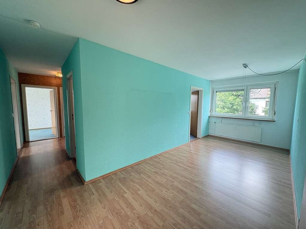 Immobilie in Markgröningen - Großzügige 4-Zimmer-Wohnung mit Balkon und Garage in ruhiger Wohnlage von Markgröningen - Bild 4