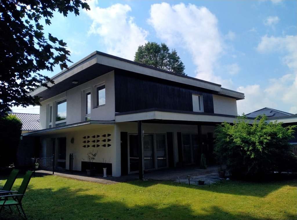 Immobilie in Marienrachdorf - Attraktives Dreifamilienhaus mit Doppelgarage und Carport - Nähe Selters - Bild 2