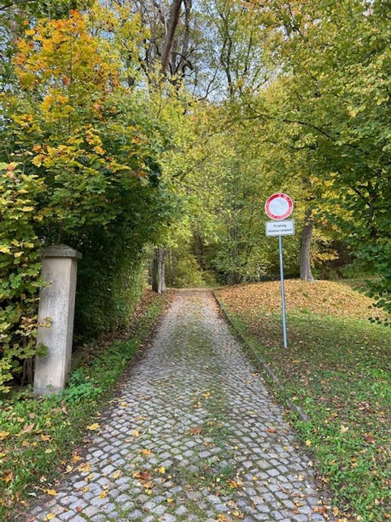 Immobilie in Bad Berka - GRUNDSTÜCK MIT EFH-PROJEKT AM STADTPARK - Bild 0