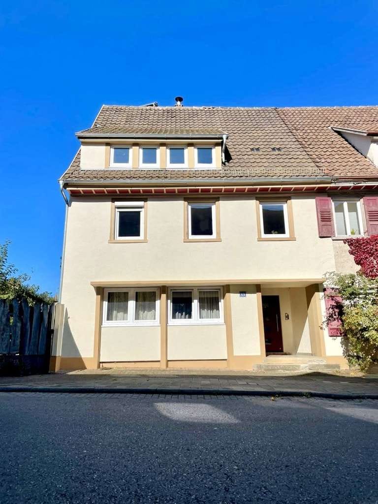 Immobilie in Aldingen - Stilvolles Reihenendhaus mit drei separaten Wohneinheiten - Bild 2