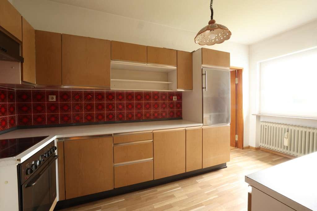 Immobilie in Freisen - Gepflegtes Einfamilienhaus mit Wintergarten und Solaranlage in Freisen - Bild 2