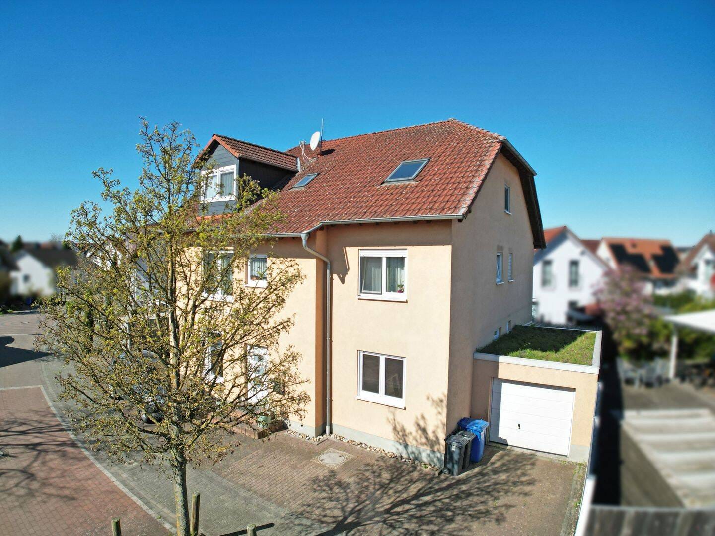 Immobilie in Münster (Hessen) - Preisreduktion: Dreifamilienhaus in Münster-Altheim: EG bezugsfertig, OG & DG vermietet! - Bild 4