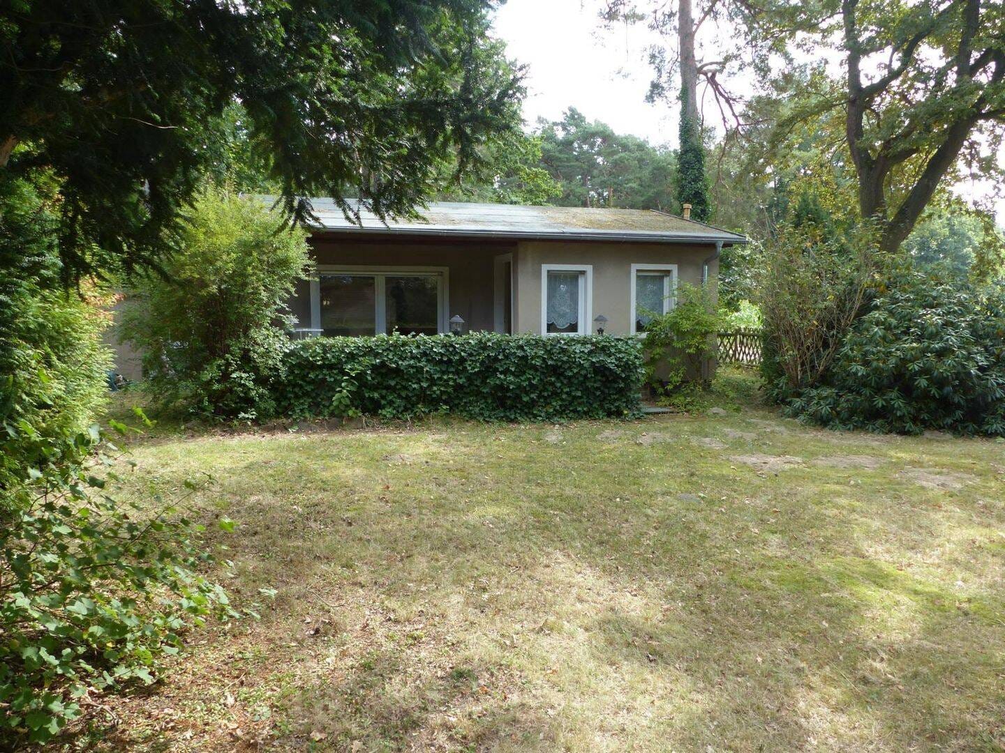 Immobilie in Dahlen - Idyllisches Wochenendgrundstück mit Bungalow in der Dahlener Heide - Ihr Rückzugsort inmitten der Natur - Bild 0