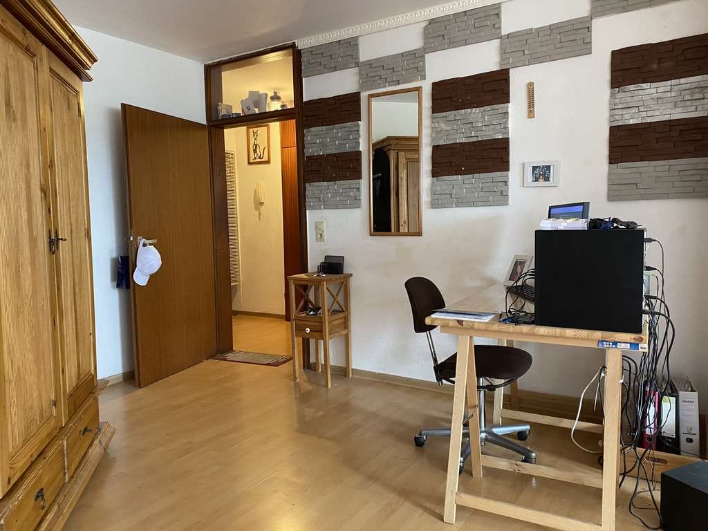 Immobilie in Kaiserslautern - Helle 3-Zimmer-Stadtwohnung mit Garage und tollem Ausblick über die Stadt - Bild 2