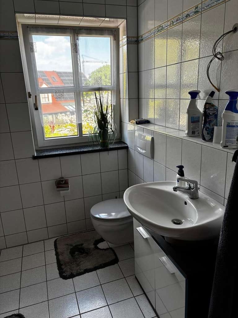 Immobilie in Ellgau - Ruhig wohnen, schnell in der Stadt: Ihr Ziegelhaus nahe Donauwörth & Augsburg - Bild 2