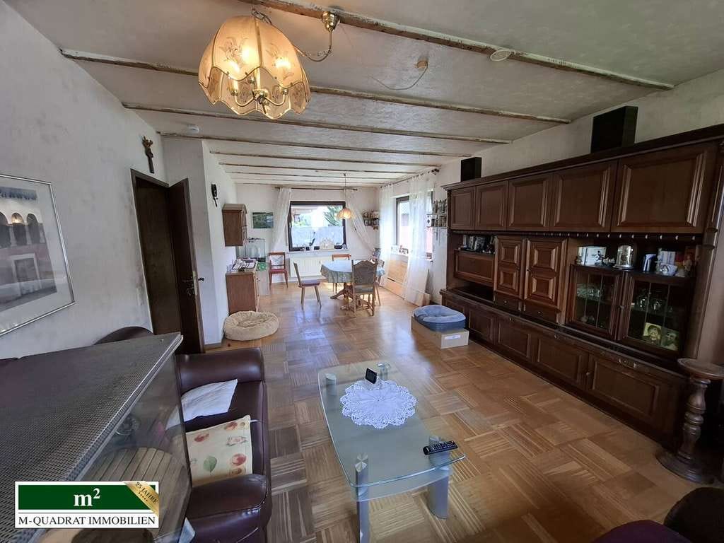 Immobilie in Galenberg - Einfamilienhaus mit Einliegerwohnung in leichter Hanglage - Bild 2