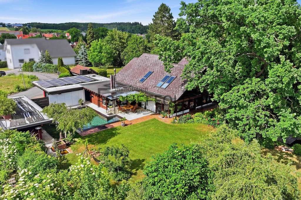 Immobilie in Warthausen - Privates Parkanwesen! Zweifamilienhaus bei Biberach mit 2 Wohneinheiten, Pool und Bauplatz optional - Bild 5