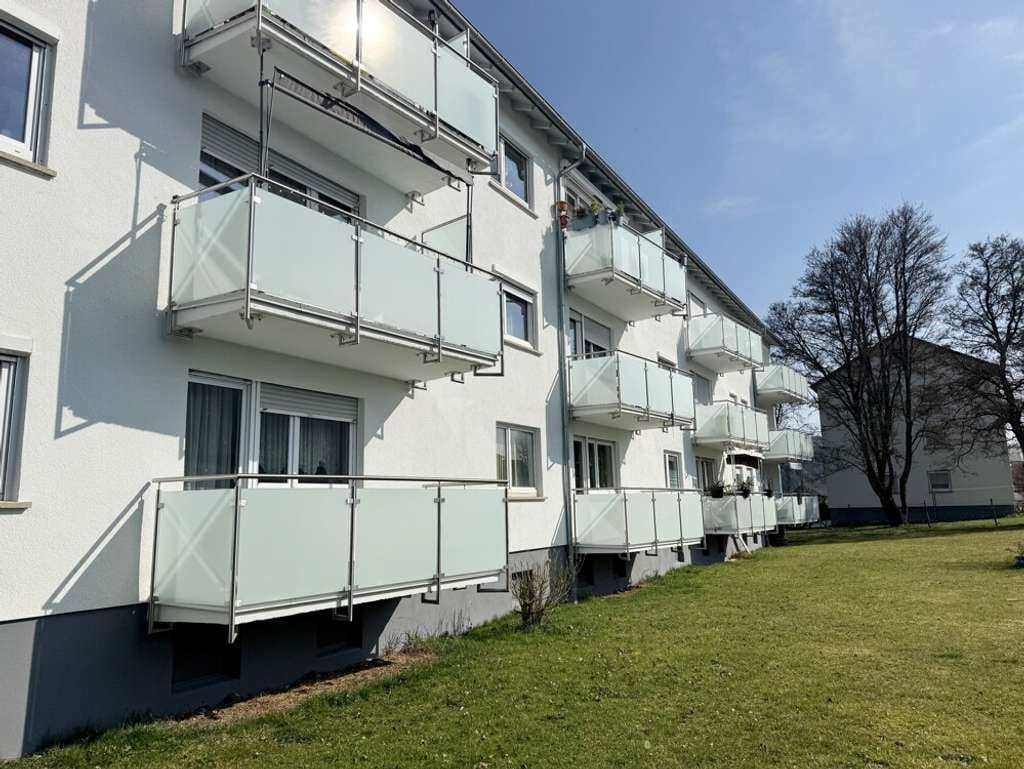 Immobilie in Trochtelfingen - Praktische 3-Zi.-Wohnung mit Balkon u. Garage - frei! - Bild 0