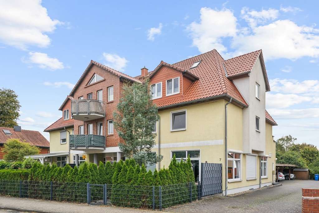 Immobilie in Schwülper - EXTRAVAGANTE MÖBLIERTE WOHNUNG IN TOLLER LAGE - Bild 0