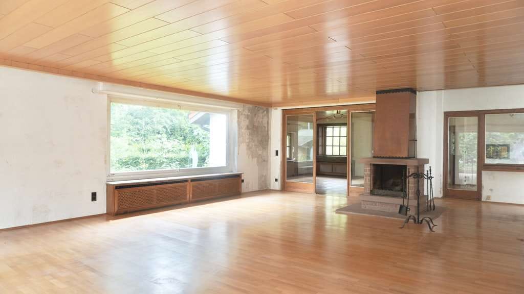 Immobilie in Weinheim - Freistehendes, sanierungsbedürftiges Einfamilienhaus in beliebter Lage von Weinheim-West - Bild 2