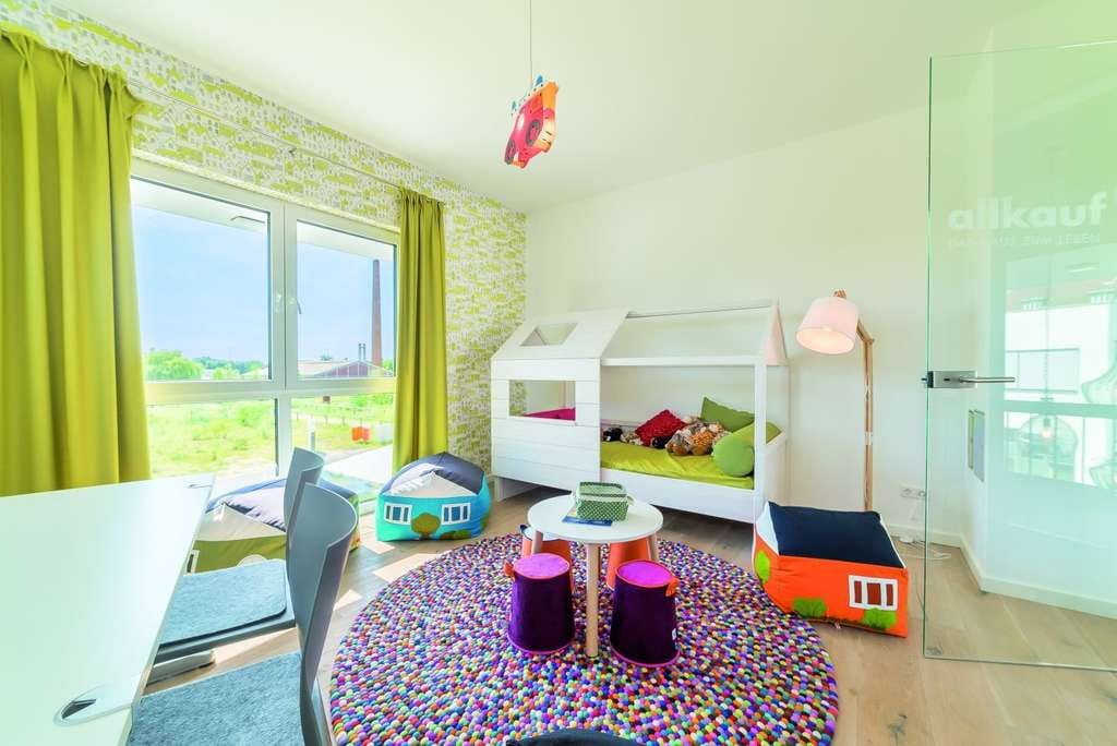 Immobilie in Röttingen - Individuell geplanter Bungalow in Röttingen - Ihr Traumhaus mit Pool und nachhaltiger Wärmepumpe - Bild 3