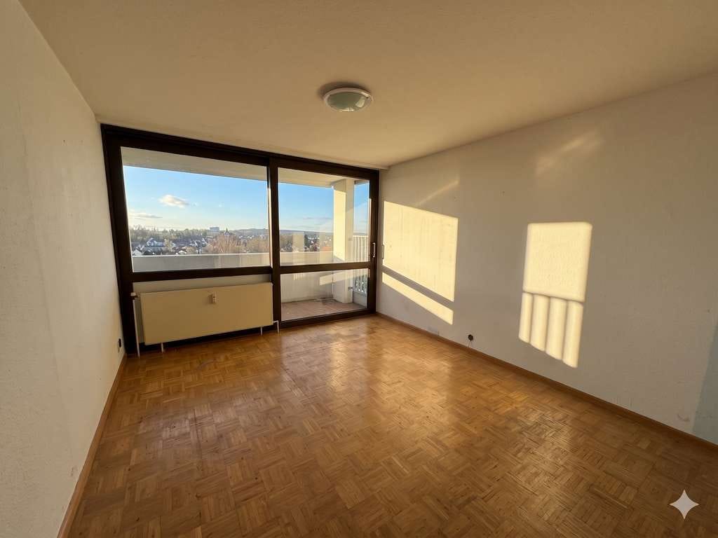 Immobilie in Umkirch - 3 Zimmerwohnung mit Potenzial - leerstehend - Bild 2
