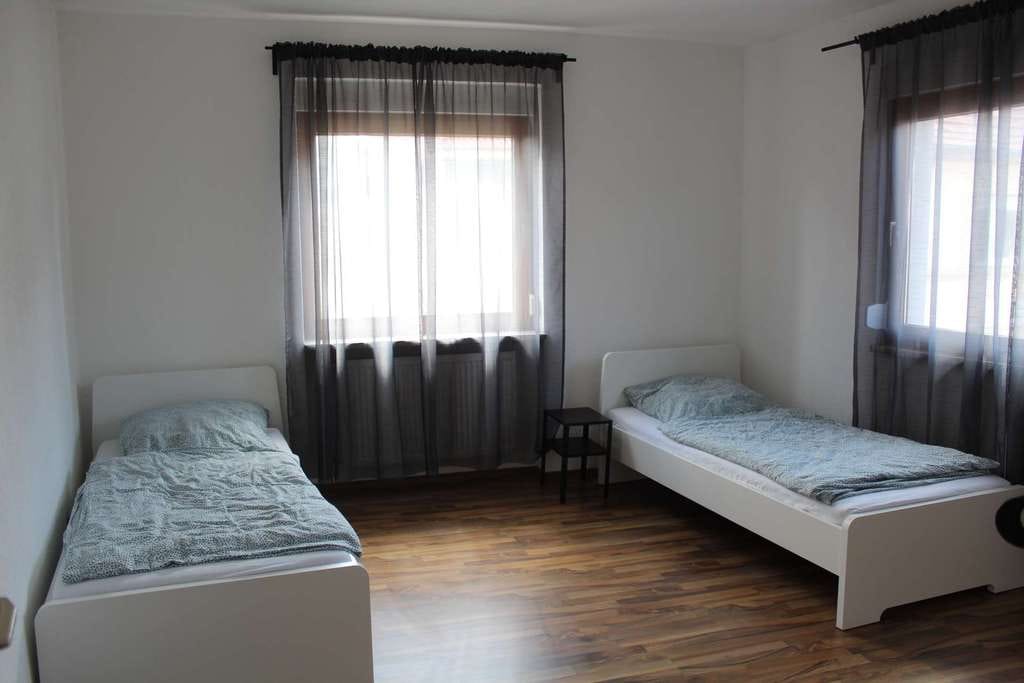 Immobilie in Neuhofen - Kapitalanlage oder Eigennutzung: 3-Zimmer-Wohnung im gepflegten 3-Parteien-Haus - Bild 3