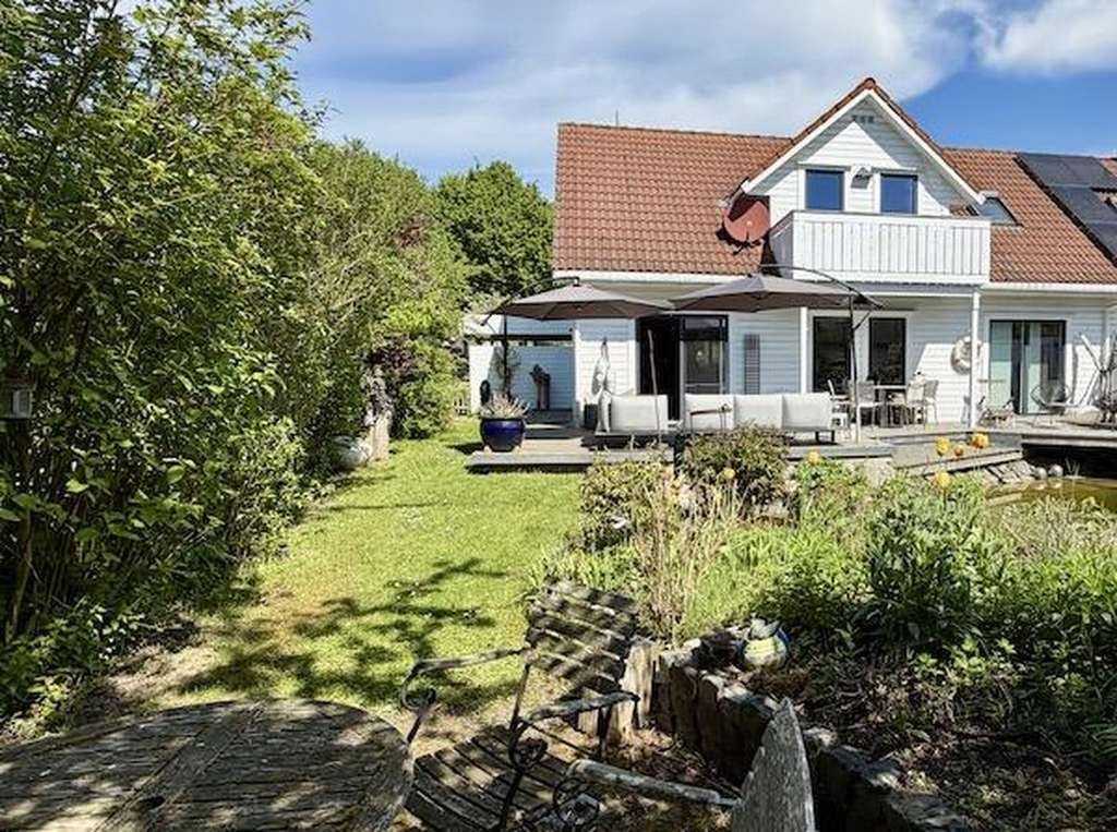 Immobilie in Gerolsbach - Charmantes norwegisches Holzhaus mit Schwimmteich und traumhaftem Naturgarten - Bild 4