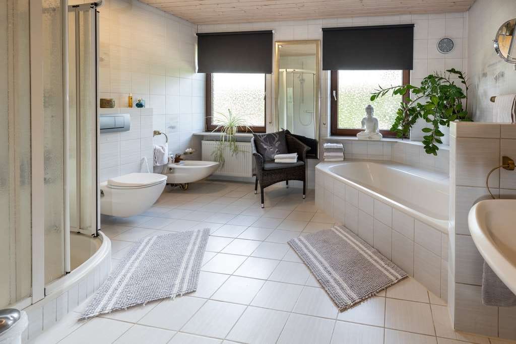 Immobilie in Kaisersbach - Haus im Haus - großzügiges Wohnen auf einer Ebene in ländlicher Idylle - Bild 4