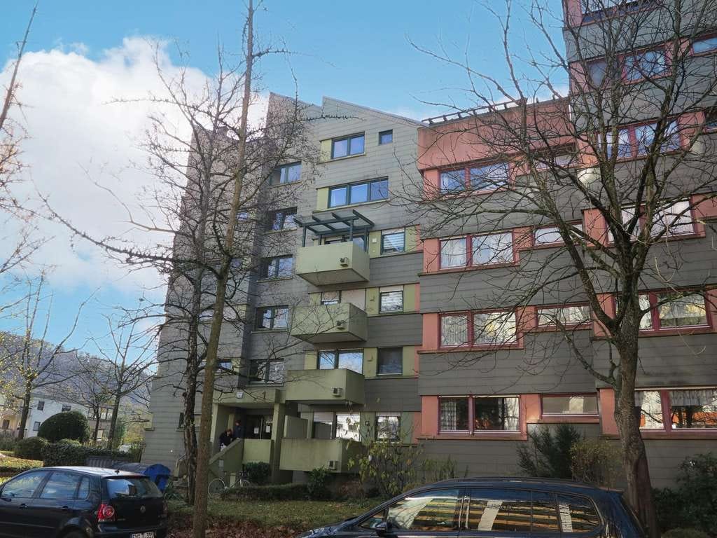 Immobilie in Denzlingen - Angenehmes Wohnen mit Dachterrasse, 
Wintergarten und Aufzug - Bild 1