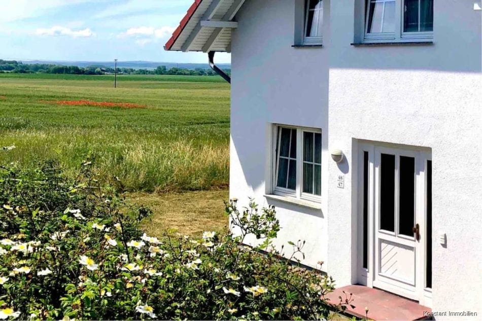 Immobilie in Sagard - Zur Vermietung oder Selbstnutzung! Traumhafte Ferienwohnung mit Boddenblick auf Rügen - Bild 2