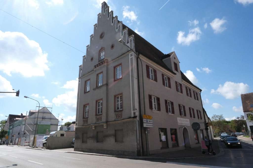 Immobilie in Donauwörth - Ein Stück Stadtgeschichte – Einzigartiges Wohn- und Geschäftshaus  - Bild 1