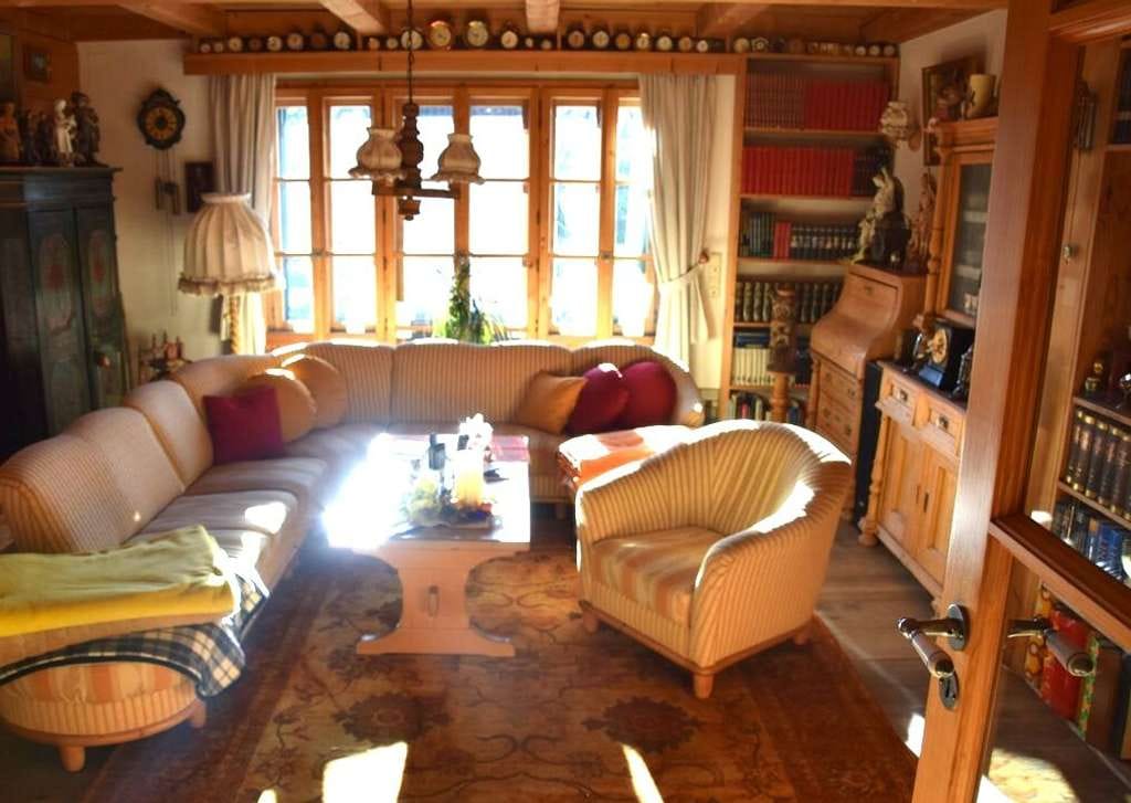 Immobilie in Neureichenau - Exklusives ZWEI/MEHRPARTEIENHAUS  im Landhausstil: moderne Technik, einzigartiges Anwesen - Bild 0