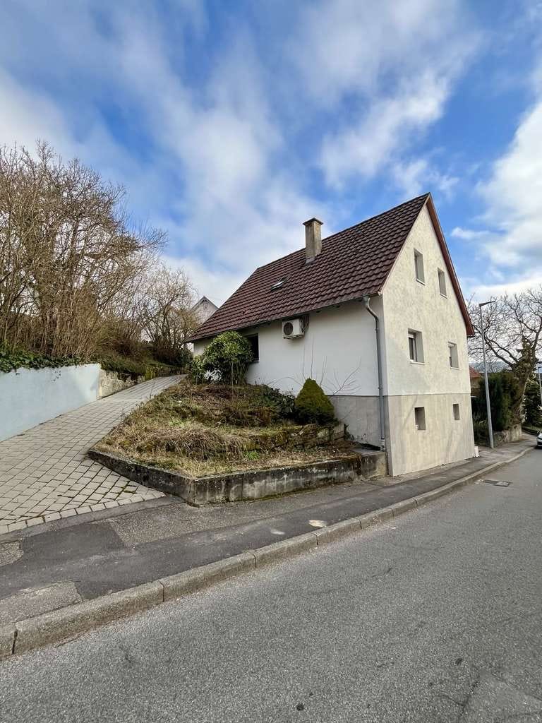 Immobilie in Öhringen - Charmantes Einfamilienhaus in Michelbach am Wald! - Bild 2