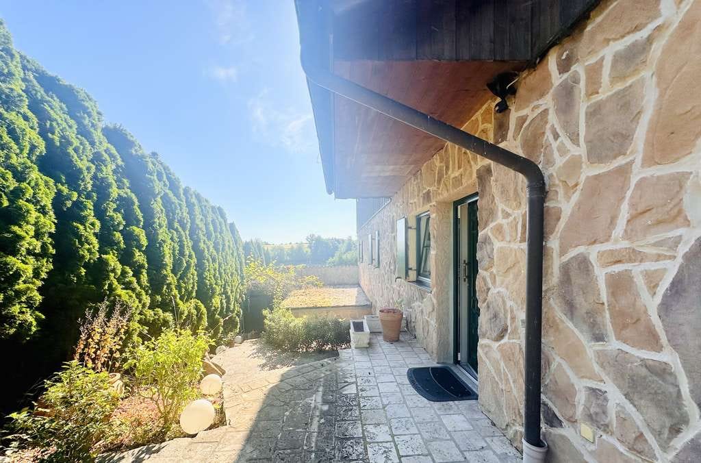 Immobilie in Inning am Ammersee - Ein Hauch von Süden am Ammersee…Mediterraner Wohntraum mit  Pool und Gartenparadies! - Bild 0