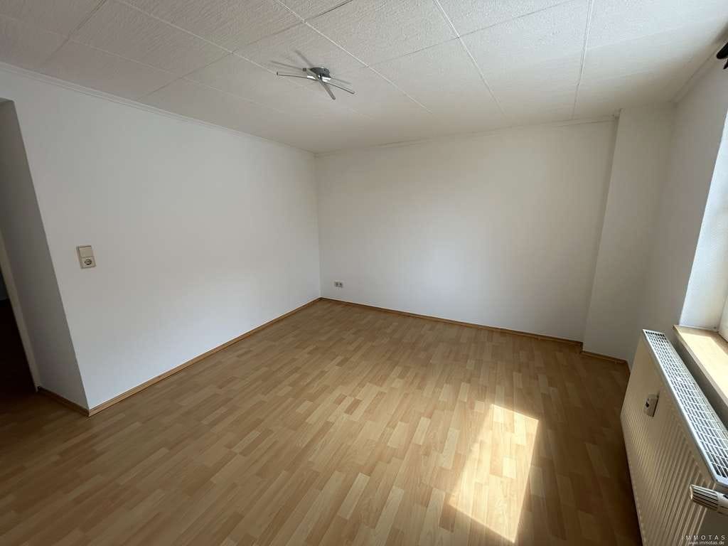 Immobilie in Gersheim - Großzügiges Zweifamilienhaus mit Dachterrasse - Bild 4
