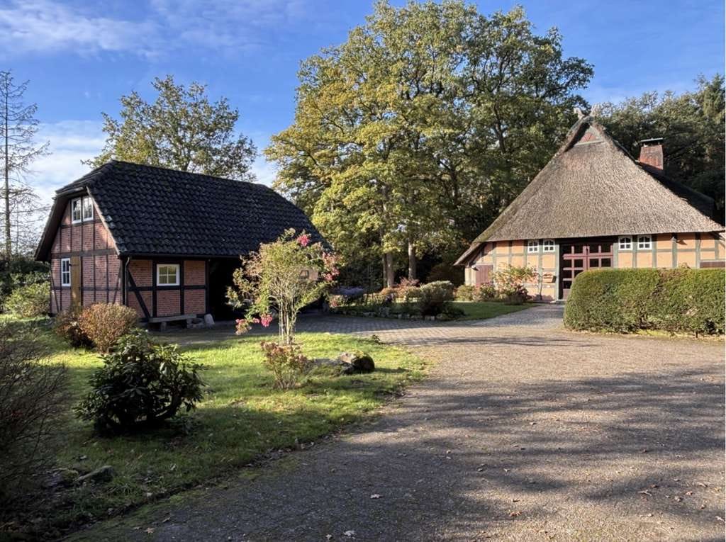 Immobilie in Worpswede - Historisches Fachwerkanwesen in ruhiger Lage mit Nebengebäude und Ausbaureserve KEIN DENKMALSCHUTZ - Bild 0