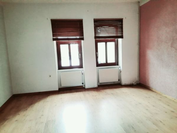 Immobilie in Sangerhausen - Mehrfamilienhaus in zentraler Lage von Sangerhausen zu verkaufen - Bild 2