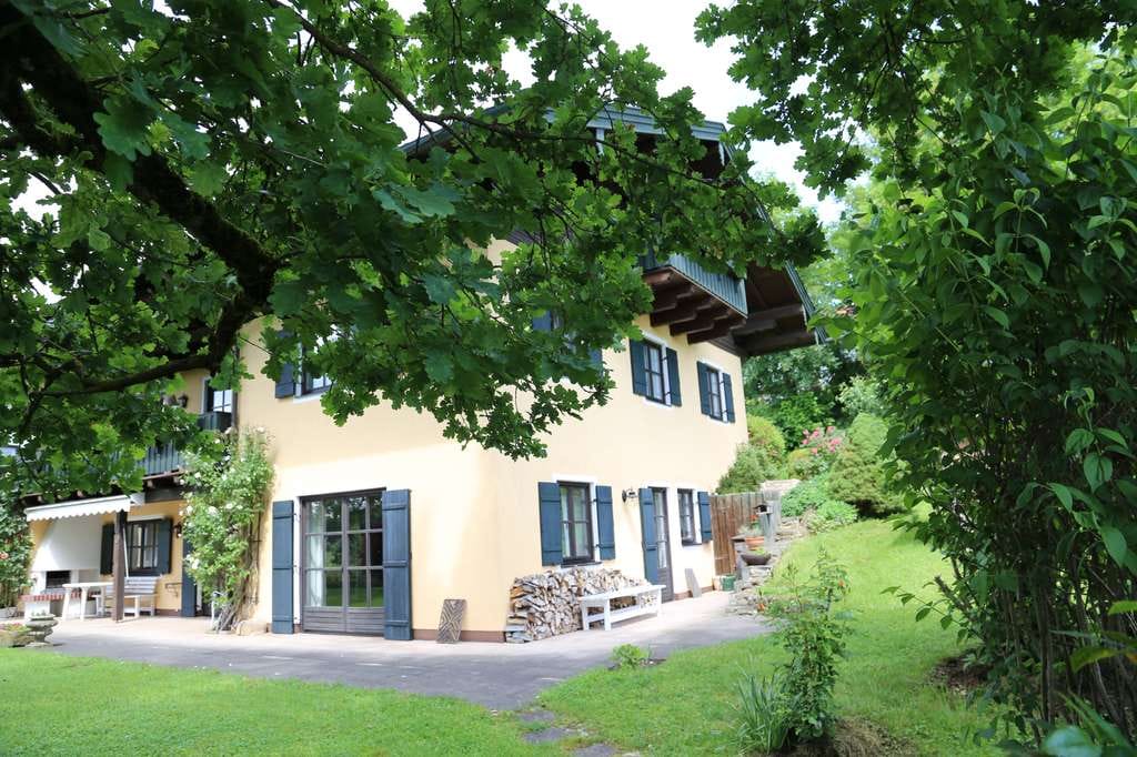 Immobilie in Seeon-Seebruck - Seeon-Roitham:  Charaktervolles  Landhaus  unweit des Seeoner Sees - Bild 2