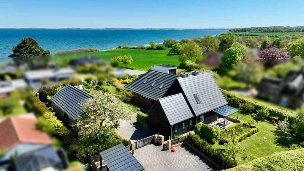 Immobilie in Steinberg - Einfamilienhaus mit Einliegerwohnung mit Ostseeblick - Bild 1