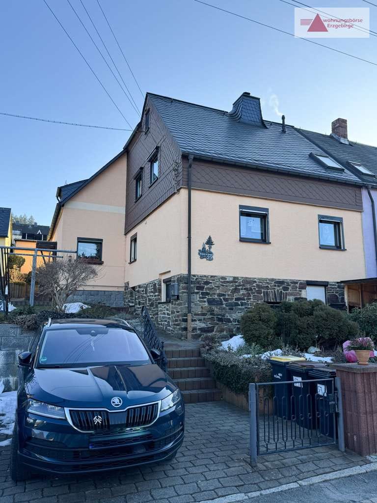 Immobilie in Grünhain-Beierfeld - Ihr neues Zuhause mit Panoramablick – großzügige Doppelhaushälfte in Beierfeld - Bild 0