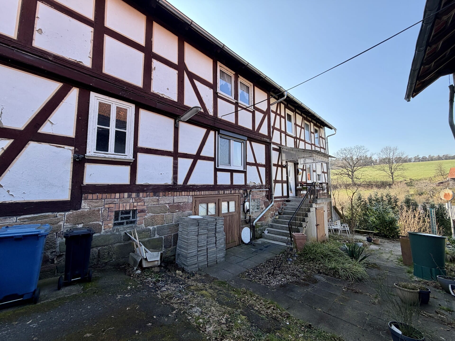 Immobilie in Knüllwald - Fachwerkhaus mit Scheunen in Knüllwald OT - Raum für Ihre Ideen! Keine Käuferprovision! - Bild 0