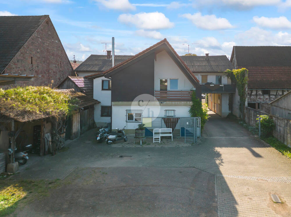 Immobilie in Emmendingen - Attraktives Wohn- & Geschäftshaus mit guter Rendite & vielseitigem Nutzungspotenzial in Kollmarsreute - Bild 0