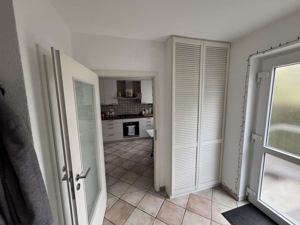 Immobilie in Eltville am Rhein - 4-Zimmer Eigentumswohnung (Haus-im-Haus) mit Garten und Ausbaupotenzial in 65434 Eltville am Rhein - Bild 2