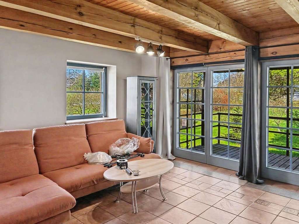 Immobilie in Hermsdorf/Erzgebirge - Großzügiges Zweifamilienhaus in Hermsdorf/ Erzgebirge - Wohnen und Arbeiten unter einem Dach - Bild 2