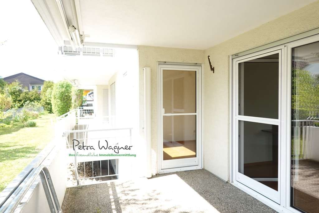 Immobilie in Schallstadt - Zwei Wohnungen. Ein Zuhause. Viel Platz für heute — viele Möglichkeiten für morgen. - Bild 2