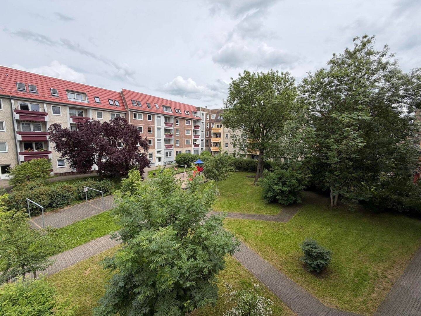 Immobilie in Sömmerda - Eigentumswohnung im 2. Obergeschoss mit Balkon - Bild 1
