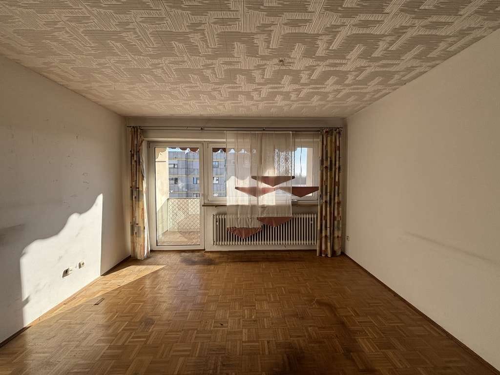Immobilie in Mitterteich - Helle 2-Zimmer-Wohnung mit klarem Grundriss und Balkon! - Bild 1