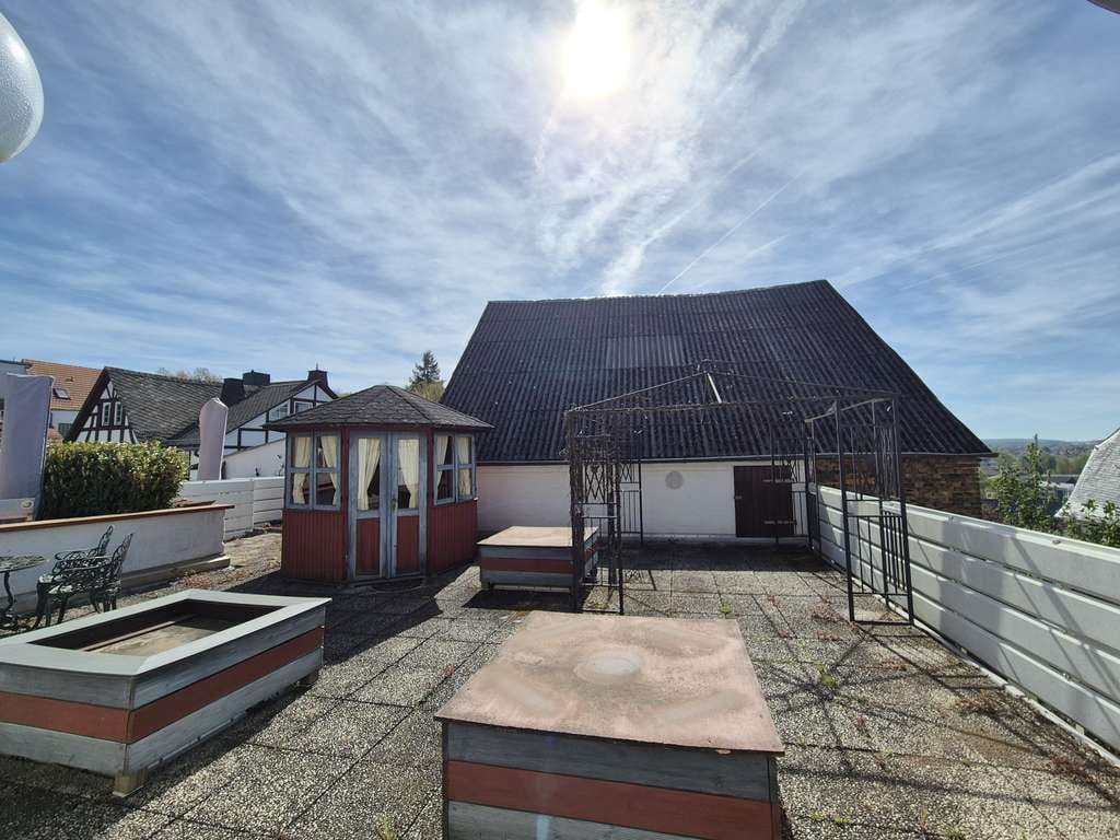 Immobilie in Bad Camberg - Vielseitiges Wohn- und Geschäftshaus mit historischem Charme in bester Altstadtlage - Bild 3