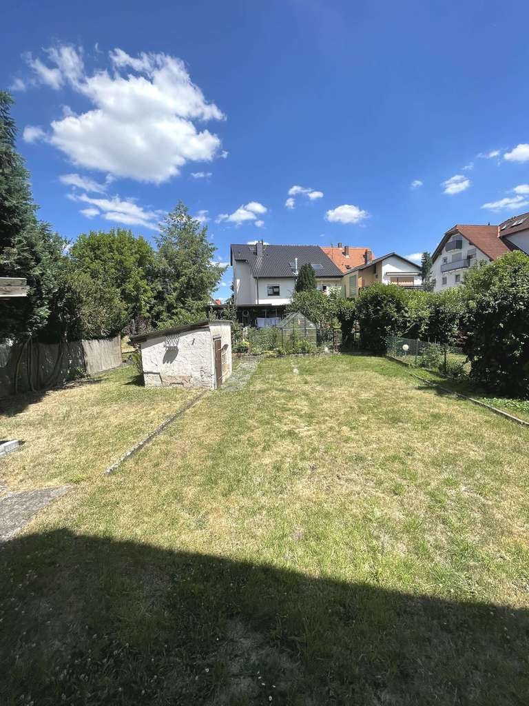 Immobilie in Langenselbold - ***Mehrfamilienhaus mit Baupotenzial*** - Bild 2