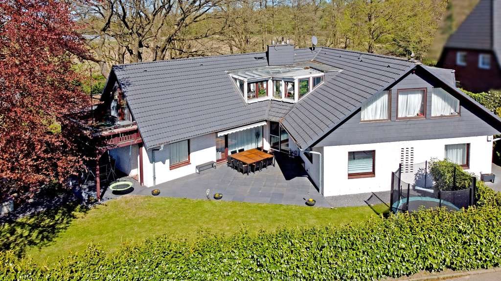 Immobilie in Barsbüttel - Repräsentatives und saniertes Einfamilienhaus in Barsbüttel zum Kauf - Wentzel Dr. - Bild 3