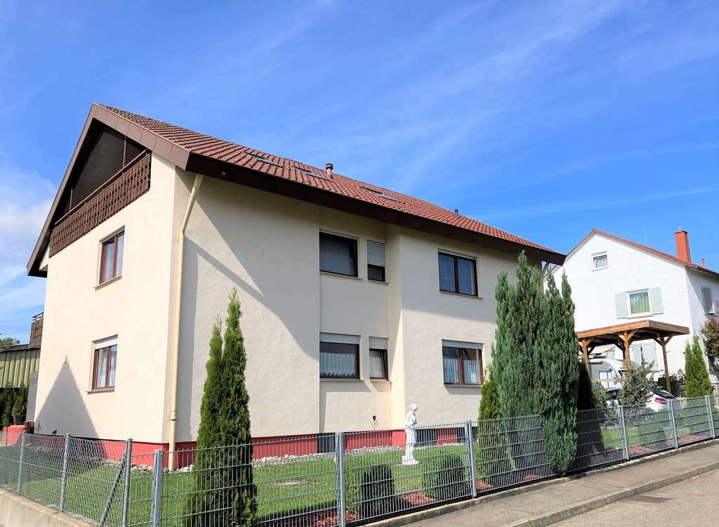 Immobilie in Staig - Vermietete Dachgeschosswohnung in Staig zu verkaufen - Bild 0