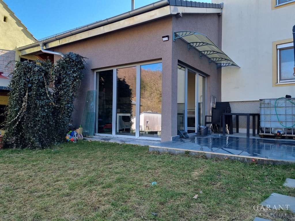 Immobilie in Breitenbrunn - Modernisiertes, saniertes Reihenhaus in ruhiger Lage - Bild 0