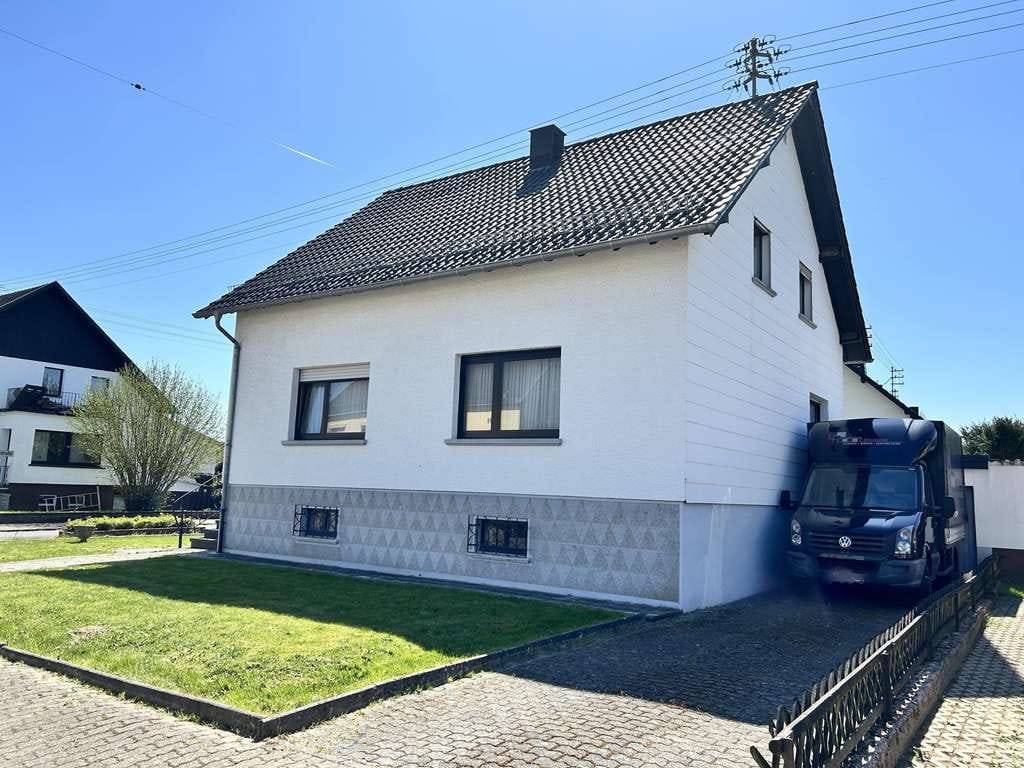 Immobilie in Weiskirchen - Gepflegtes 1-2 Familienhaus mit Bauplatz in Rappweiler - Bild 2