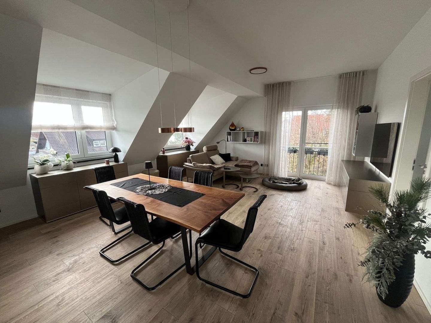 Immobilie in Möhrendorf - Neubau-Highlight 2021 - 104 m², Designküche, Sauna und private Dachterrasse - Bild 1