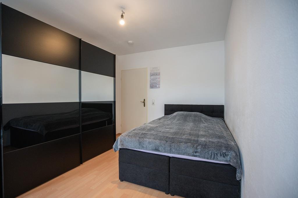 Immobilie in Saulheim - PRIVAT 2 ZIMMER WOHNUNG ZU VERKAUFEN - Bild 3