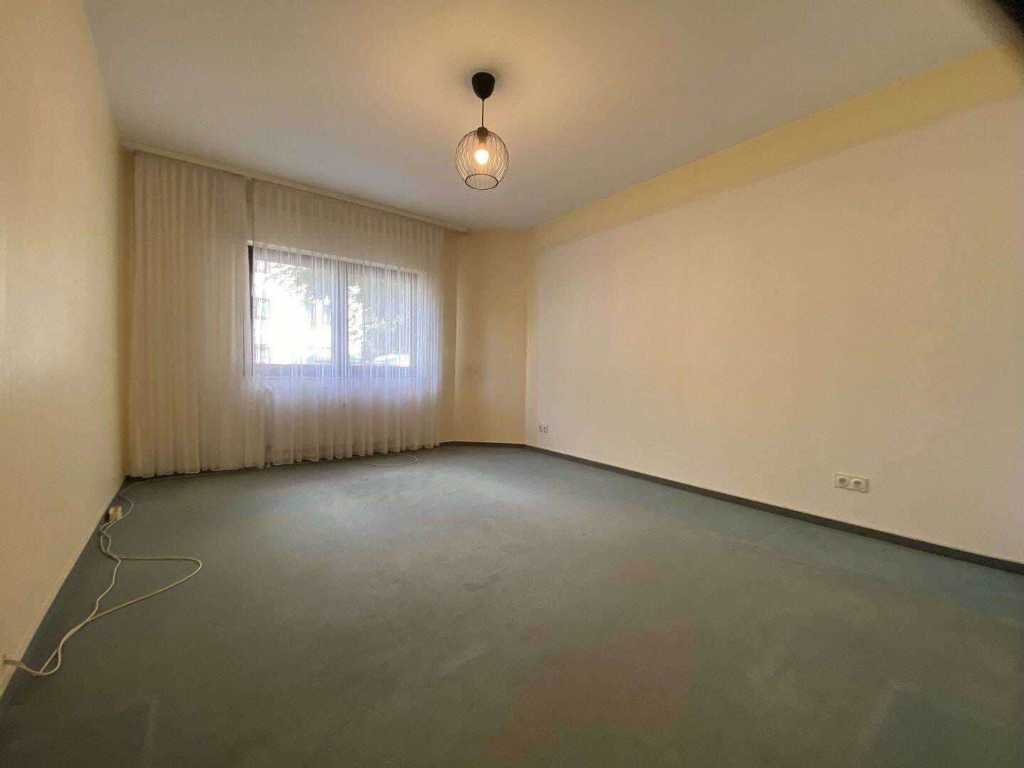 Immobilie in Bad Homburg vor der Höhe - 2-Zimmer-Eigentumswohnung in Bad Homburg - Ober-Eschbach - Bild 2