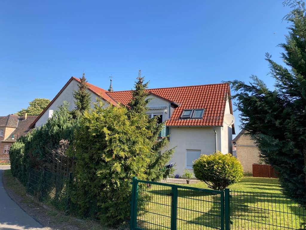 Immobilie in Doberschütz - Voll vermietetes Mehrfamilienhaus mit Balkon oder Terrasse und Stellplätzen in Doberschütz-Paschwitz - Bild 2