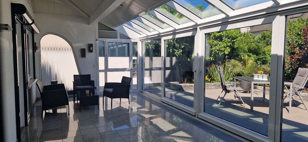Immobilie in Hanhofen - Gepflegter Bungalow in ruhiger Wohnlage mit schönem Garten - Bild 2